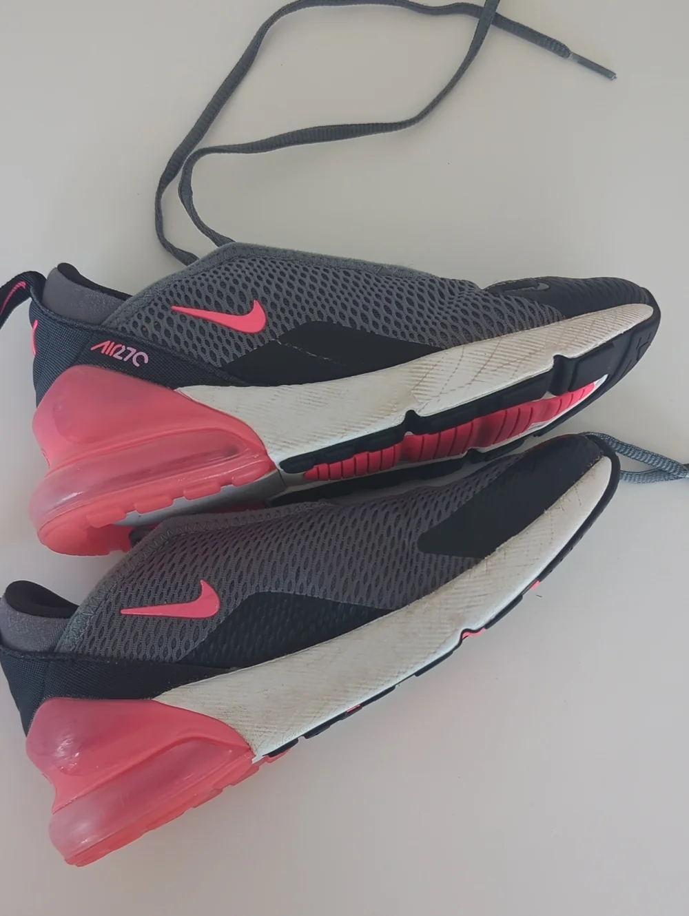 Nike Shoes Size 2Y